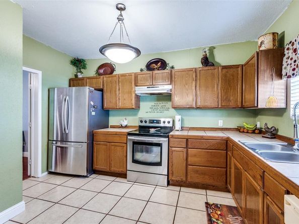 1233  Orange Street , Fort Worth Texas 76110