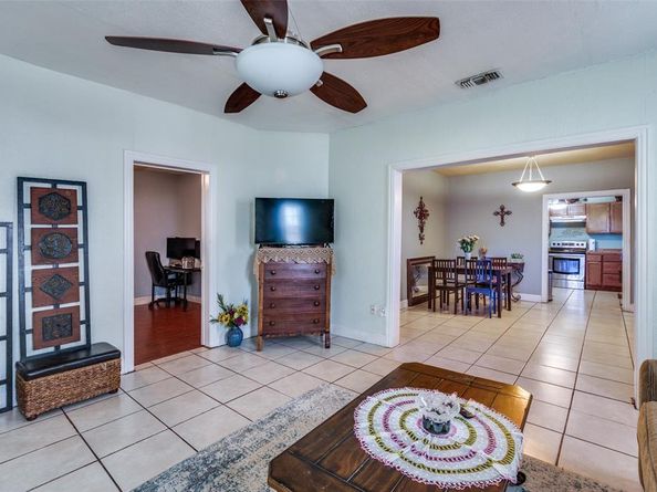1233  Orange Street , Fort Worth Texas 76110