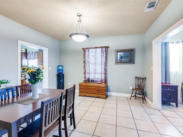 1233  Orange Street , Fort Worth Texas 76110
