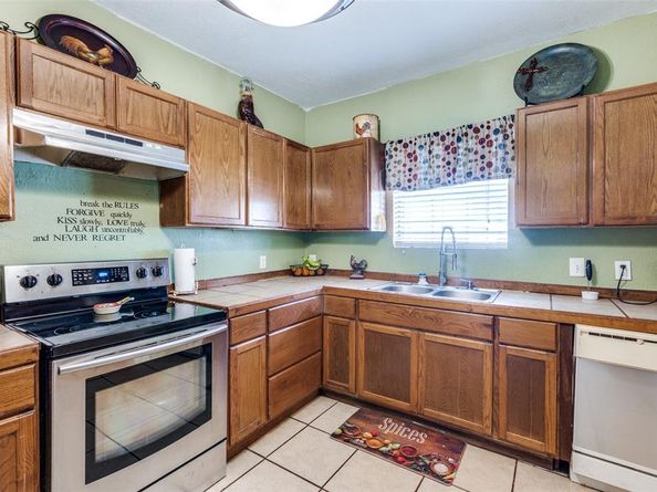 1233  Orange Street , Fort Worth Texas 76110