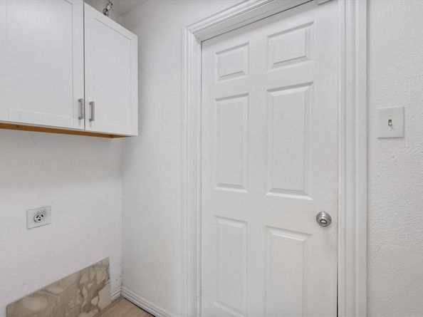 7209 W Cleburne Road , Fort Worth Texas 76133