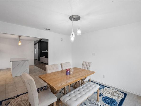 7209 W Cleburne Road , Fort Worth Texas 76133