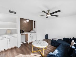 7209 W Cleburne Road , Fort Worth Texas 76133