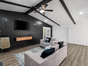 7209 W Cleburne Road , Fort Worth Texas 76133