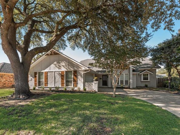 5604  Yacht Club Drive , Rockwall Texas 75032