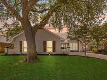 5604  Yacht Club Drive 