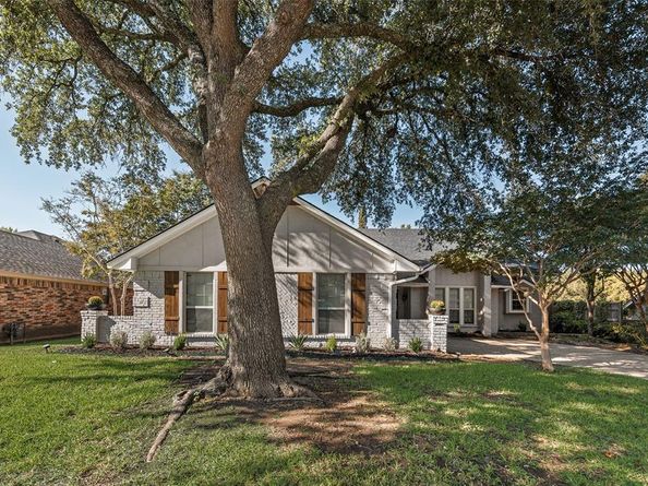 5604  Yacht Club Drive , Rockwall Texas 75032