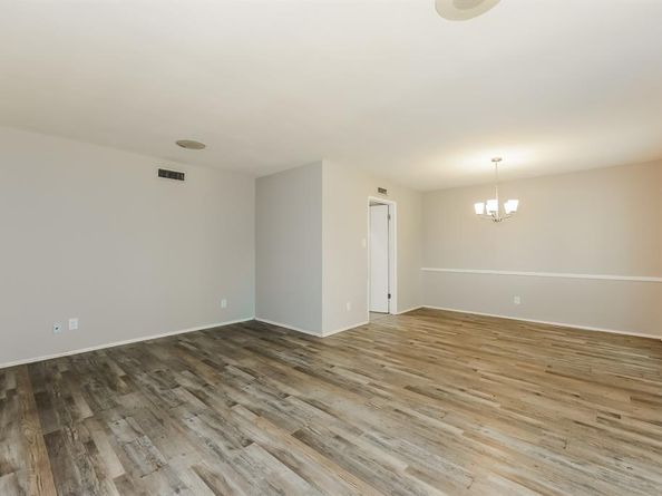 2118  Wilderness Trail , Grand Prairie Texas 75052