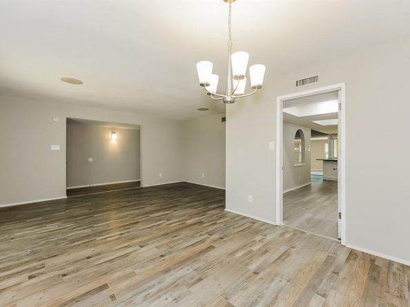 2118  Wilderness Trail , Grand Prairie Texas 75052