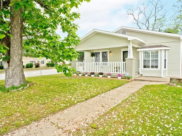 1301 N Sylvania Avenue , Fort Worth Texas 76111
