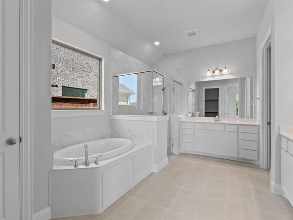 2024  Diamond Cove  , Mesquite Texas 75181