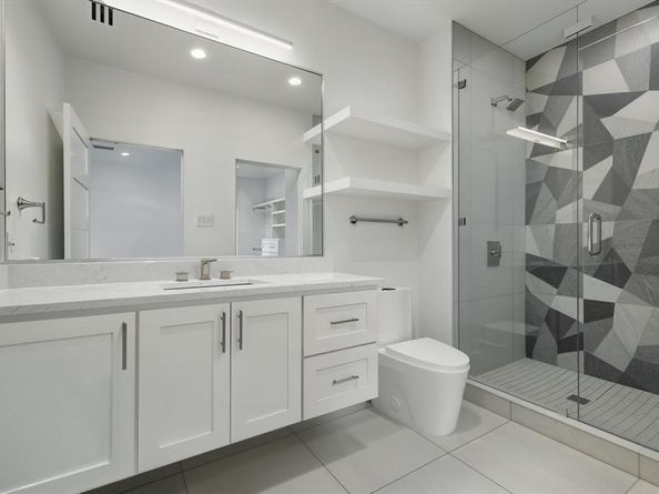 6839  Orchid Lane , Dallas Texas 75230