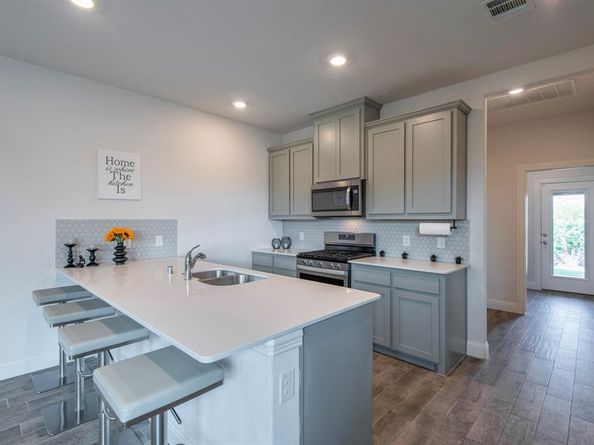 6017  Wildflower Way , Little Elm Texas 76227