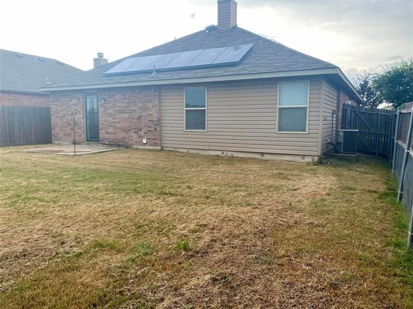 2533  Grand Gulf Road , Fort Worth Texas 76123