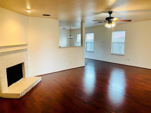 2533  Grand Gulf Road , Fort Worth Texas 76123