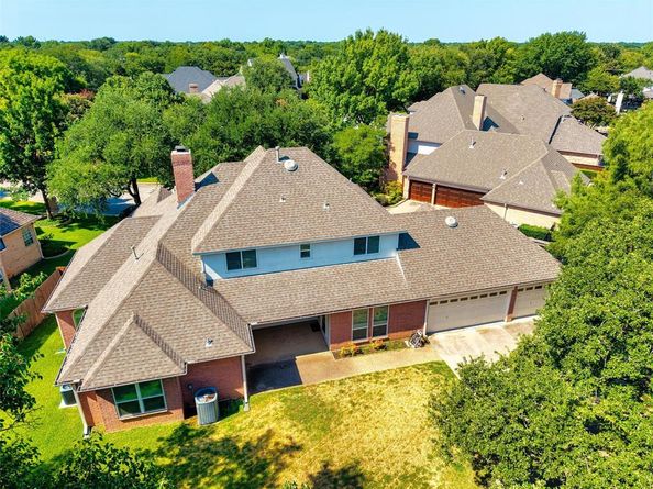 2207  Tournament Trail , Arlington Texas 76017