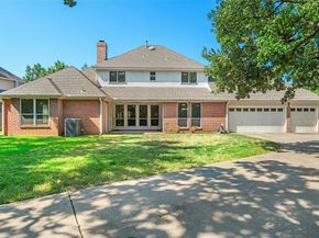 2207  Tournament Trail , Arlington Texas 76017