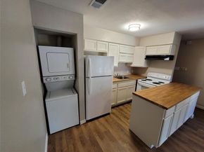 9815  Walnut Street  304, Dallas Texas 75243