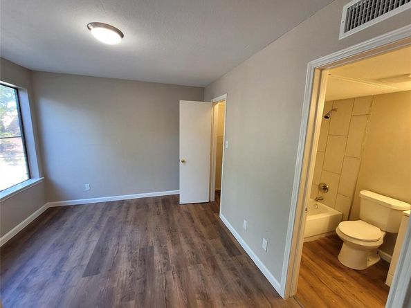 9815  Walnut Street  304, Dallas Texas 75243