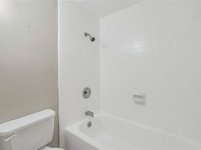 8560  Park Lane  29, Dallas Texas 75231