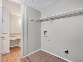 8560  Park Lane  29, Dallas Texas 75231