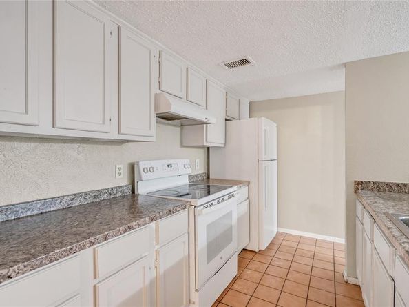 8560  Park Lane  29, Dallas Texas 75231