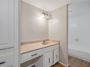 8560  Park Lane  29, Dallas Texas 75231