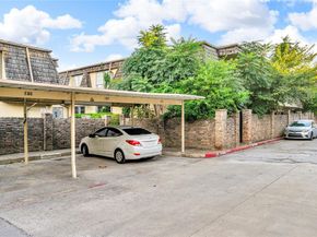 8560  Park Lane  29, Dallas Texas 75231