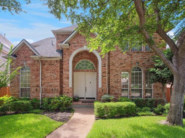 3305  Kendall Lane , Irving Texas 75062