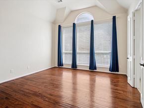 3305  Kendall Lane , Irving Texas 75062
