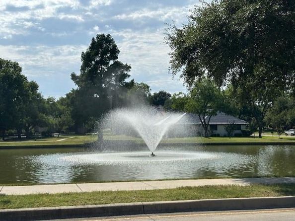 3305  Kendall Lane , Irving Texas 75062