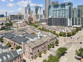 561 S Cesar Chavez Boulevard , Dallas Texas 75201