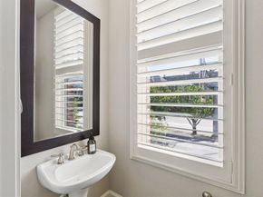 561 S Cesar Chavez Boulevard , Dallas Texas 75201