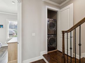 561 S Cesar Chavez Boulevard , Dallas Texas 75201