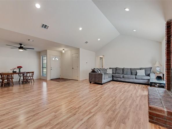 3817  Misty Meadow Drive , Fort Worth Texas 76133