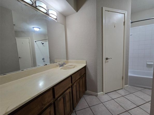 7000  Santa Rita Court , Fort Worth Texas 76133