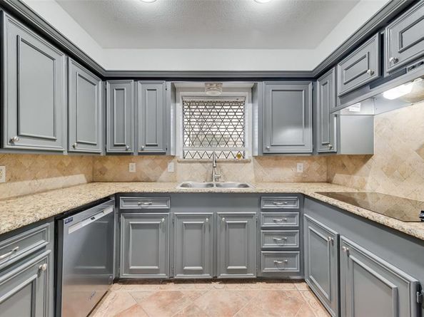 1329  Mackie Drive , Richardson Texas 75081