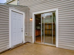 10500  Lake June   L03, Dallas Texas 75217