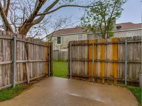 10500  Lake June   L03, Dallas Texas 75217