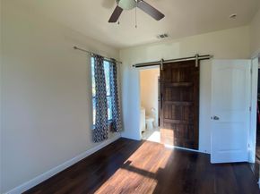 3912  Avant Street , Dallas Texas 75215