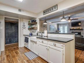 1412  Ridgecrest Circle , Denton Texas 76205