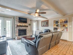 1412  Ridgecrest Circle , Denton Texas 76205
