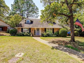 1412  Ridgecrest Circle , Denton Texas 76205