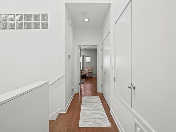 4125  Cole Avenue  7, Dallas Texas 75204