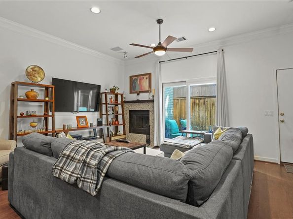 4125  Cole Avenue  7, Dallas Texas 75204