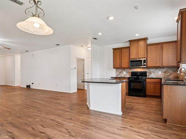1727  Oak Glen Drive , Wylie Texas 75098