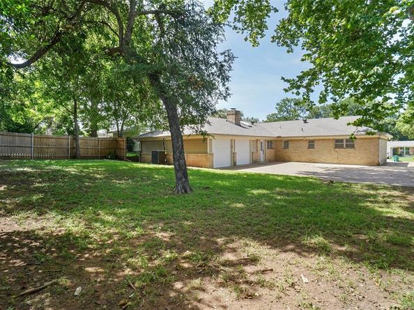 7240  Jewell Avenue , Fort Worth Texas 76112