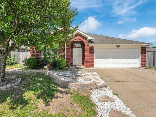 5900  Rising Meadow Drive , Arlington Texas 76018