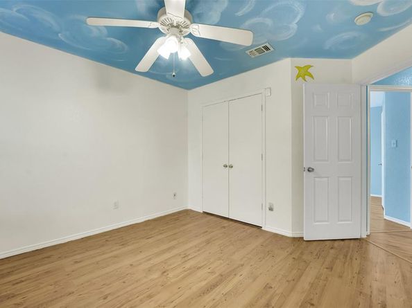 5900  Rising Meadow Drive , Arlington Texas 76018