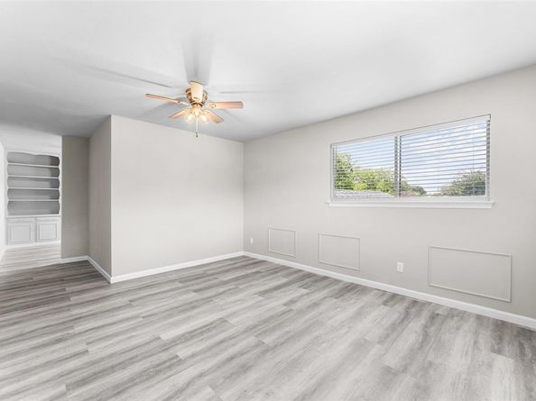 1429  Brook Valley Place , Dallas Texas 75232